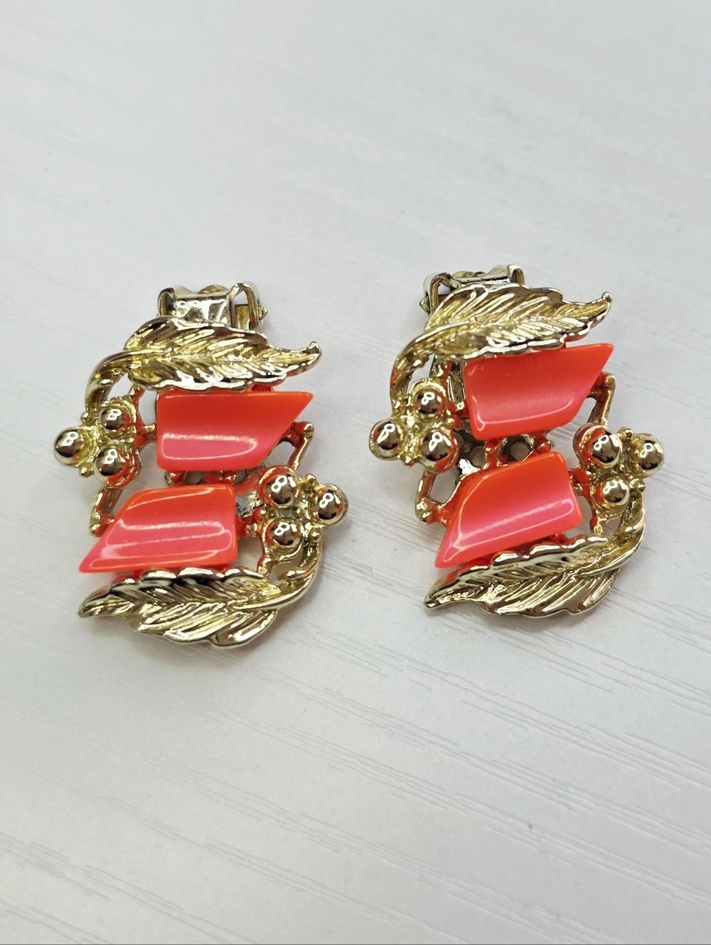 Vintage Gold-Tone Leaf Clip-On Earrings with Coral Accent